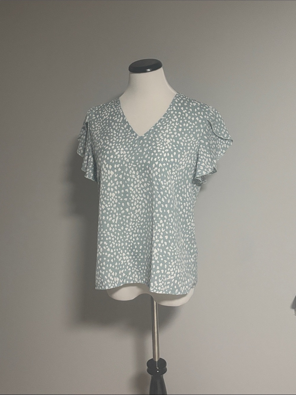 SHEIN Light Blue & White Dotted V-Neck Blouse